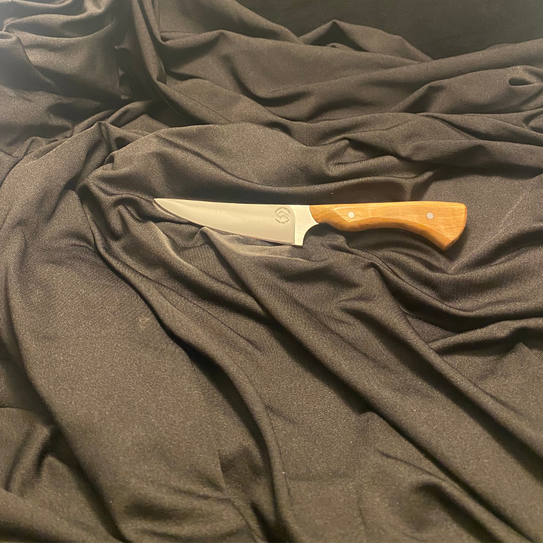 Hunting knife